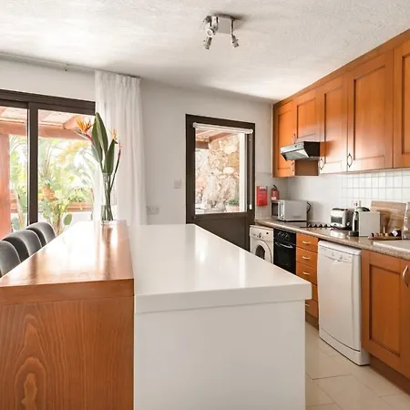 Villa Thea *